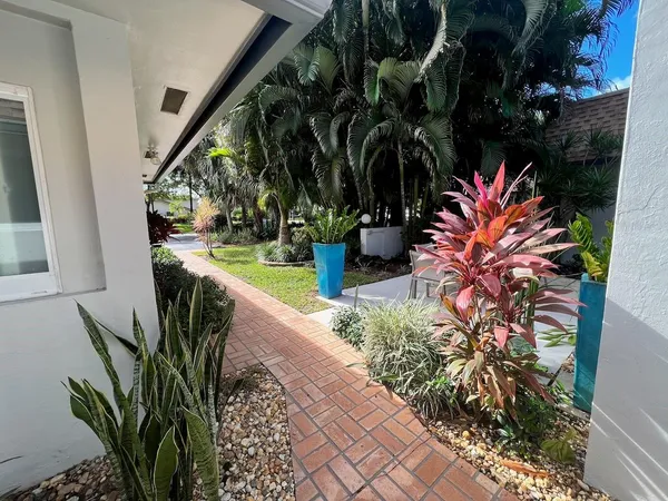 $3,975 | 4021 North Cypress Drive, Pompano Beach, FL 33069