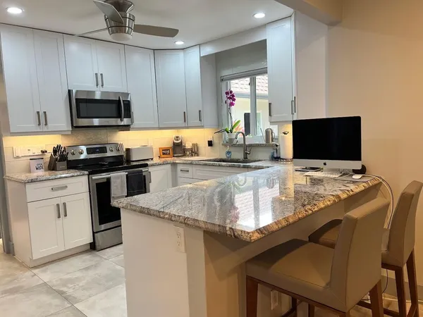 $3,975 | 4021 North Cypress Drive, Pompano Beach, FL 33069