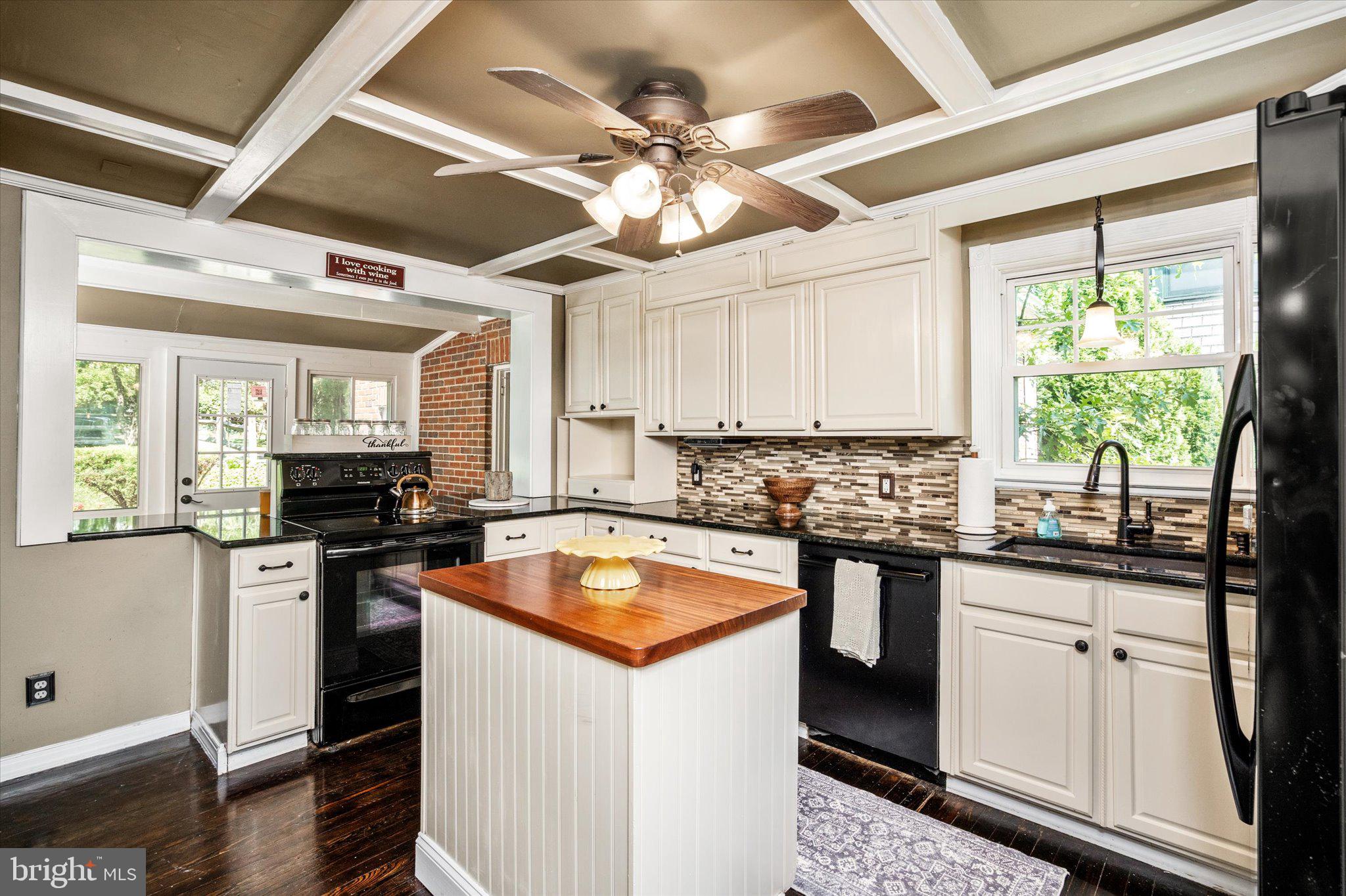 30 Upper Ferry Road Ewing, NJ 08628 - Photo 11 of 32