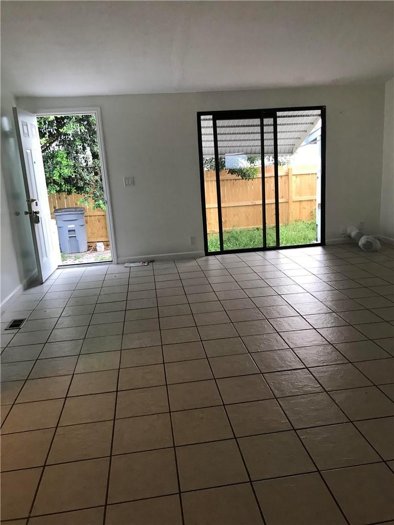 11896 Flotilla Place Boca Raton, FL 33428 - Photo 8 of 16 Photo 8