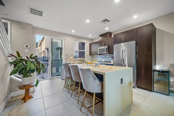 $6,500 | 7890 Civita Boulevard, San Diego, CA 92108