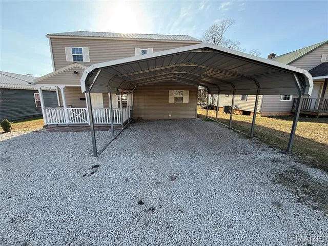$269,000 | 609 Raymond Street, Potosi, MO 63664