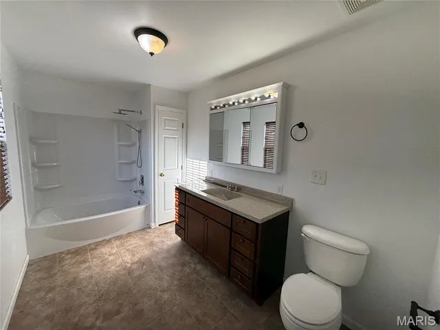 $269,000 | 609 Raymond Street, Potosi, MO 63664