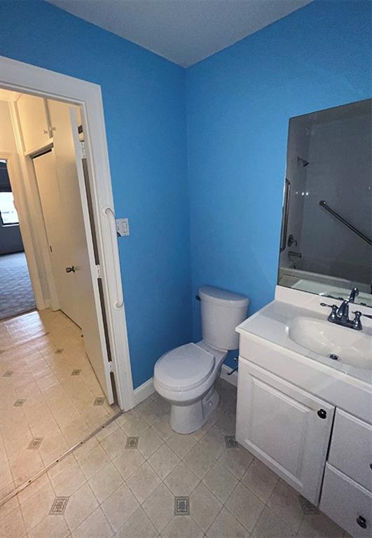 5600 Munhall Road, Unit 216 Pittsburgh, PA 15217 - Photo 10 of 13 Gallery Image 10