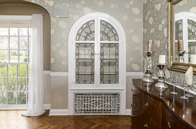 227 Raleigh Road Kenilworth, IL 60043 - Photo 10 of 40 a view of a door with entryway