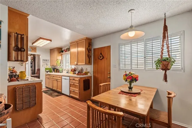 $1,995,000 | 627 West Pine Avenue, El Segundo, CA 90245