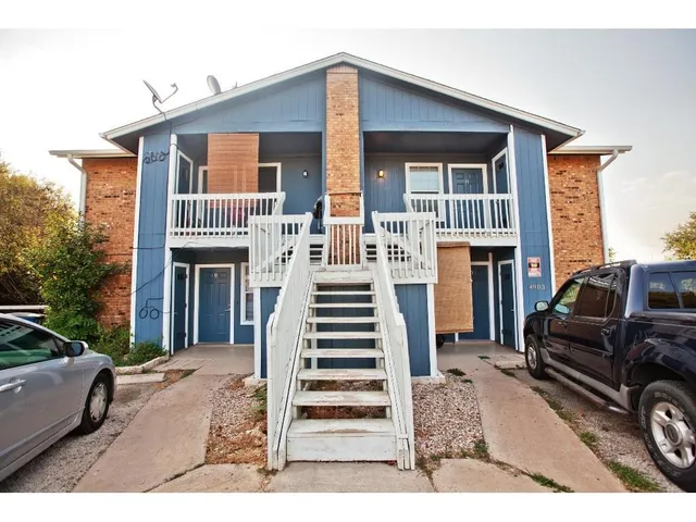 $950 | 4903 Merritt Drive, Unit D, Austin, TX 78744
