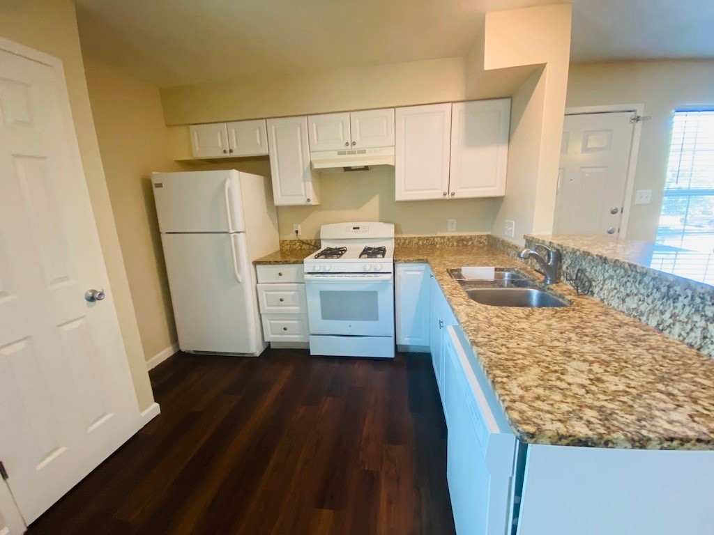 4903 Merritt Drive, Unit D Austin, TX 78744 - Photo 5 of 17