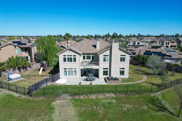 $997,000 | 33318 Merganser Court, Woodland, CA 95695