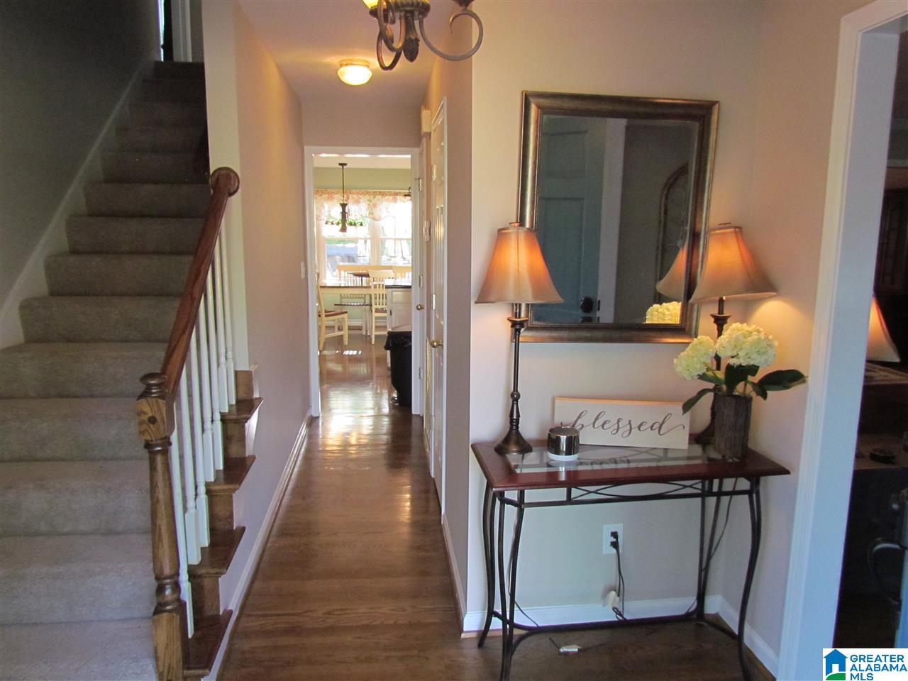 495 Raspberry Road Birmingham, AL 35244 - Photo 4 of 36
