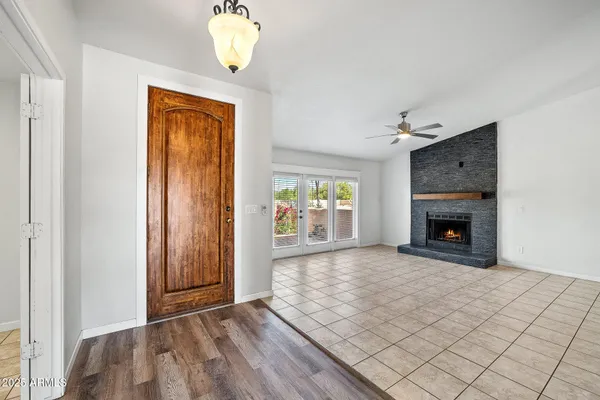 a picture of a bench in room