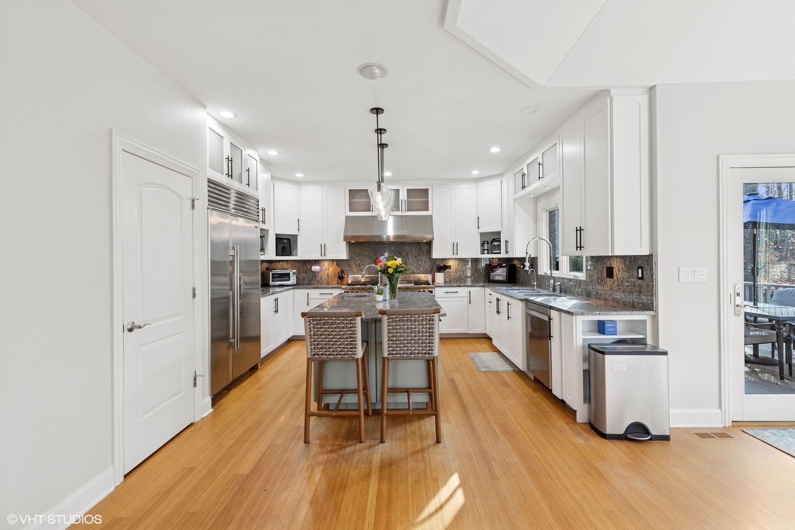 20662 Francisca Way Frankfort, IL 60423 - Photo 13 of 64