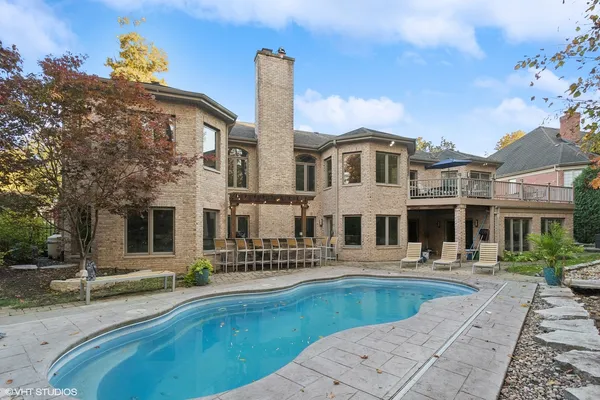 $1,100,000 | 20662 Francisca Way, Frankfort, IL 60423