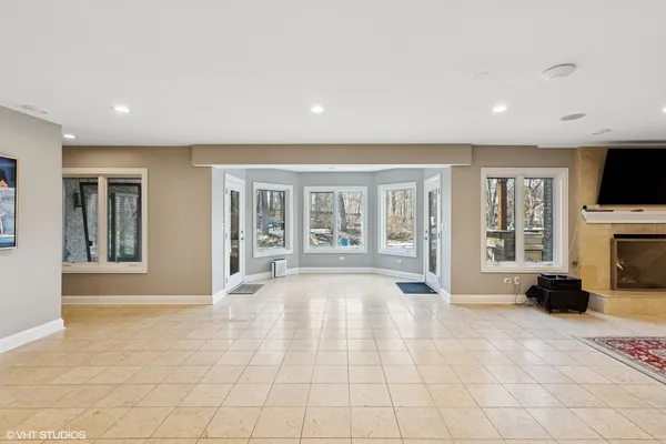 $1,100,000 | 20662 Francisca Way, Frankfort, IL 60423