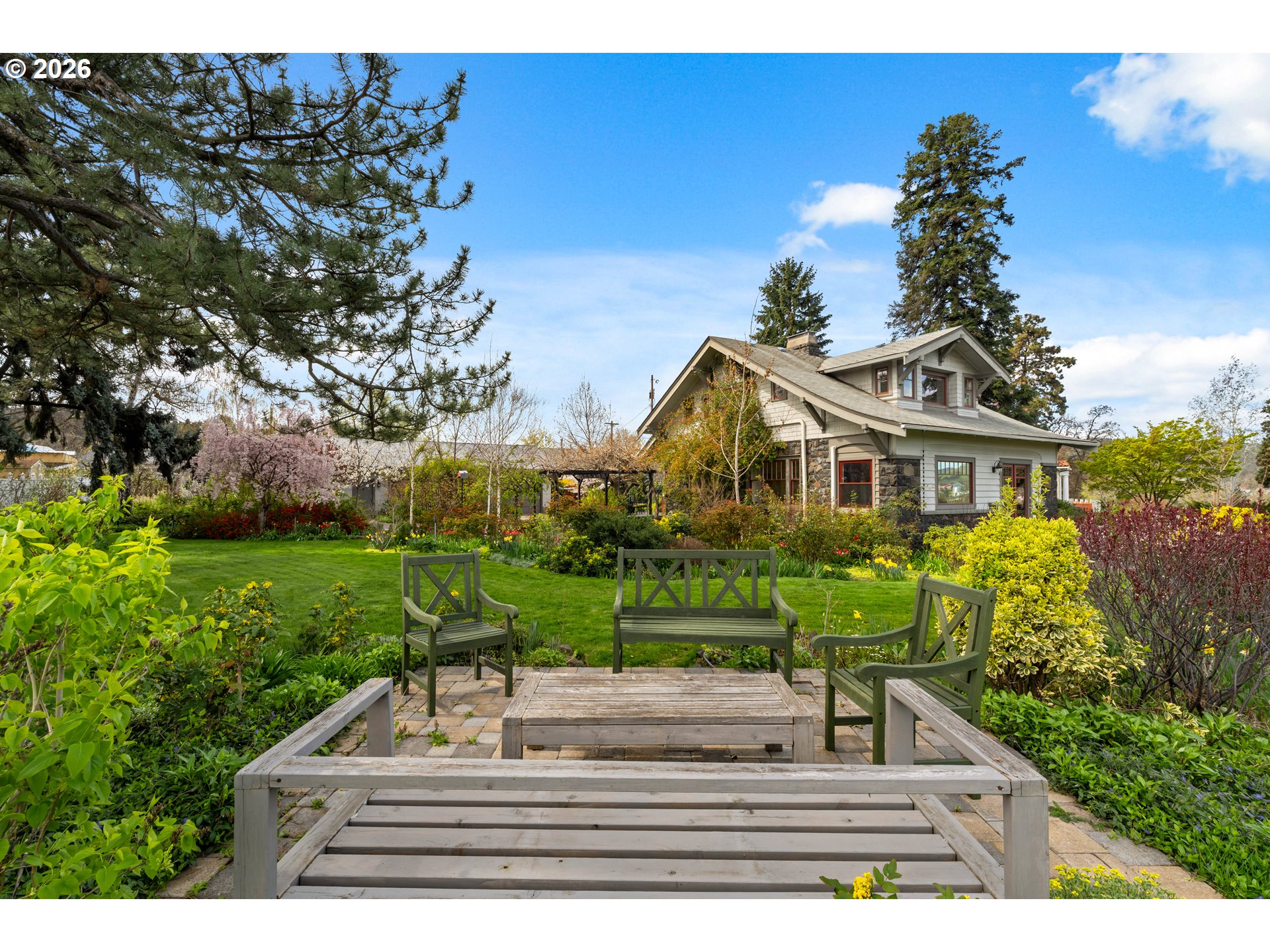 600 Garrison Street The Dalles, OR 97058 - Photo 2 of 47