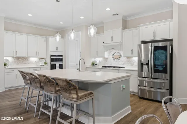 $1,260,000 | 333 Flatwater Drive, Bluffton, SC 29910