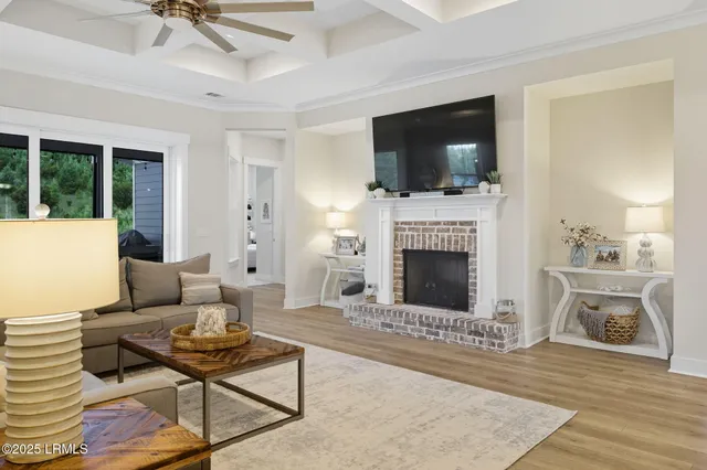 $1,249,900 | 333 Flatwater Drive, Bluffton, SC 29910