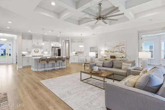 $1,260,000 | 333 Flatwater Drive, Bluffton, SC 29910