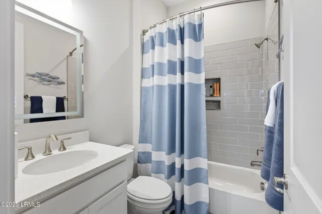 $1,260,000 | 333 Flatwater Drive, Bluffton, SC 29910