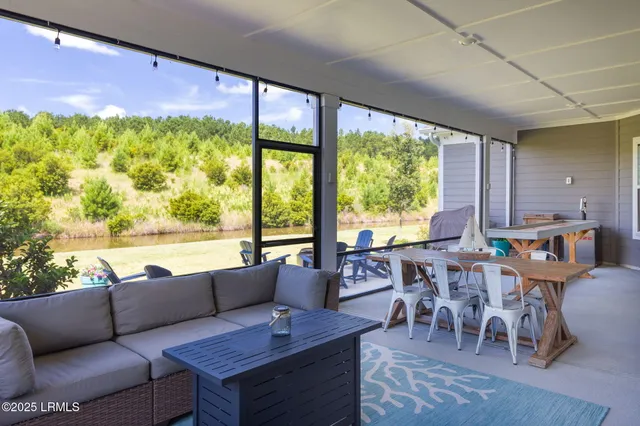 $1,260,000 | 333 Flatwater Drive, Bluffton, SC 29910