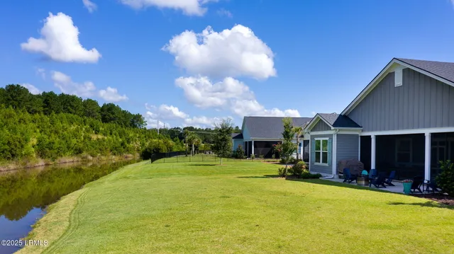 $1,249,900 | 333 Flatwater Drive, Bluffton, SC 29910