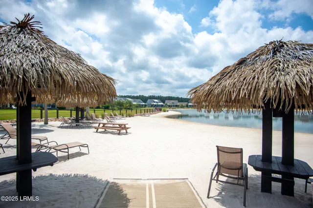 $1,260,000 | 333 Flatwater Drive, Bluffton, SC 29910