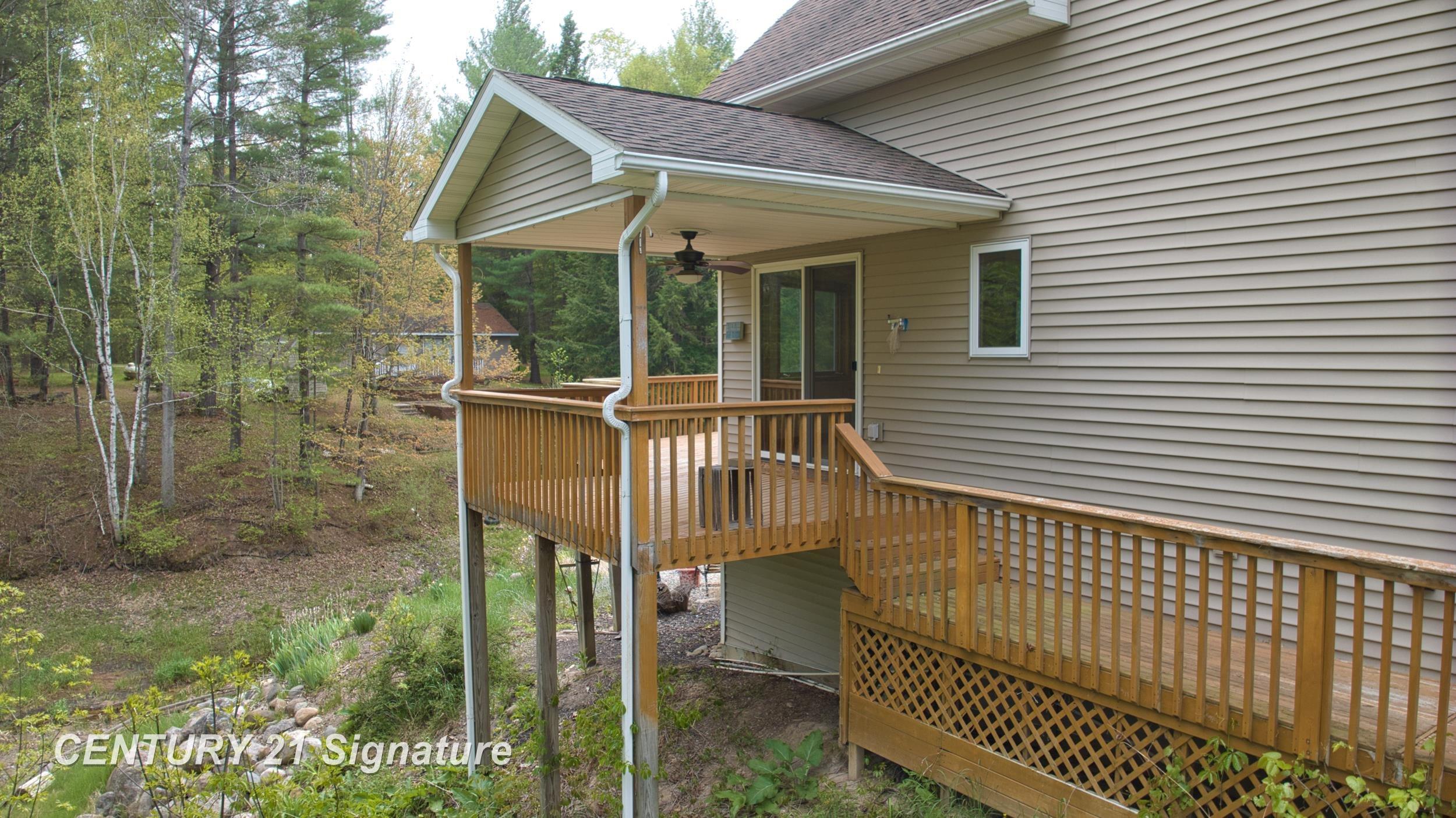 1724 Middle Point Drive Alger, MI 48610 - Photo 29 of 53