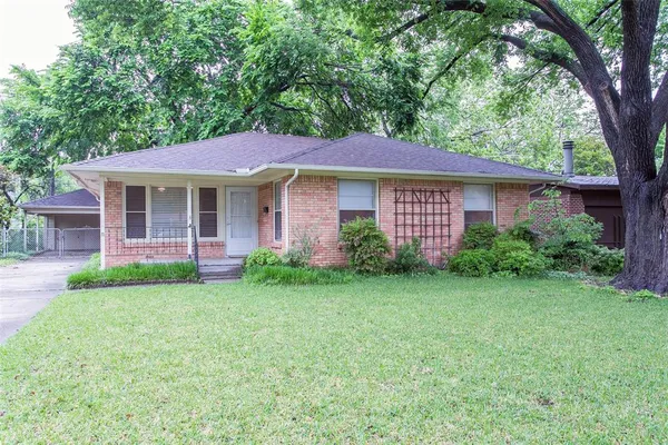 $2,095 | 2803 Costa Mesa Drive, Dallas, TX 75228