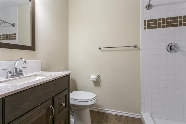 $2,095 | 2803 Costa Mesa Drive, Dallas, TX 75228