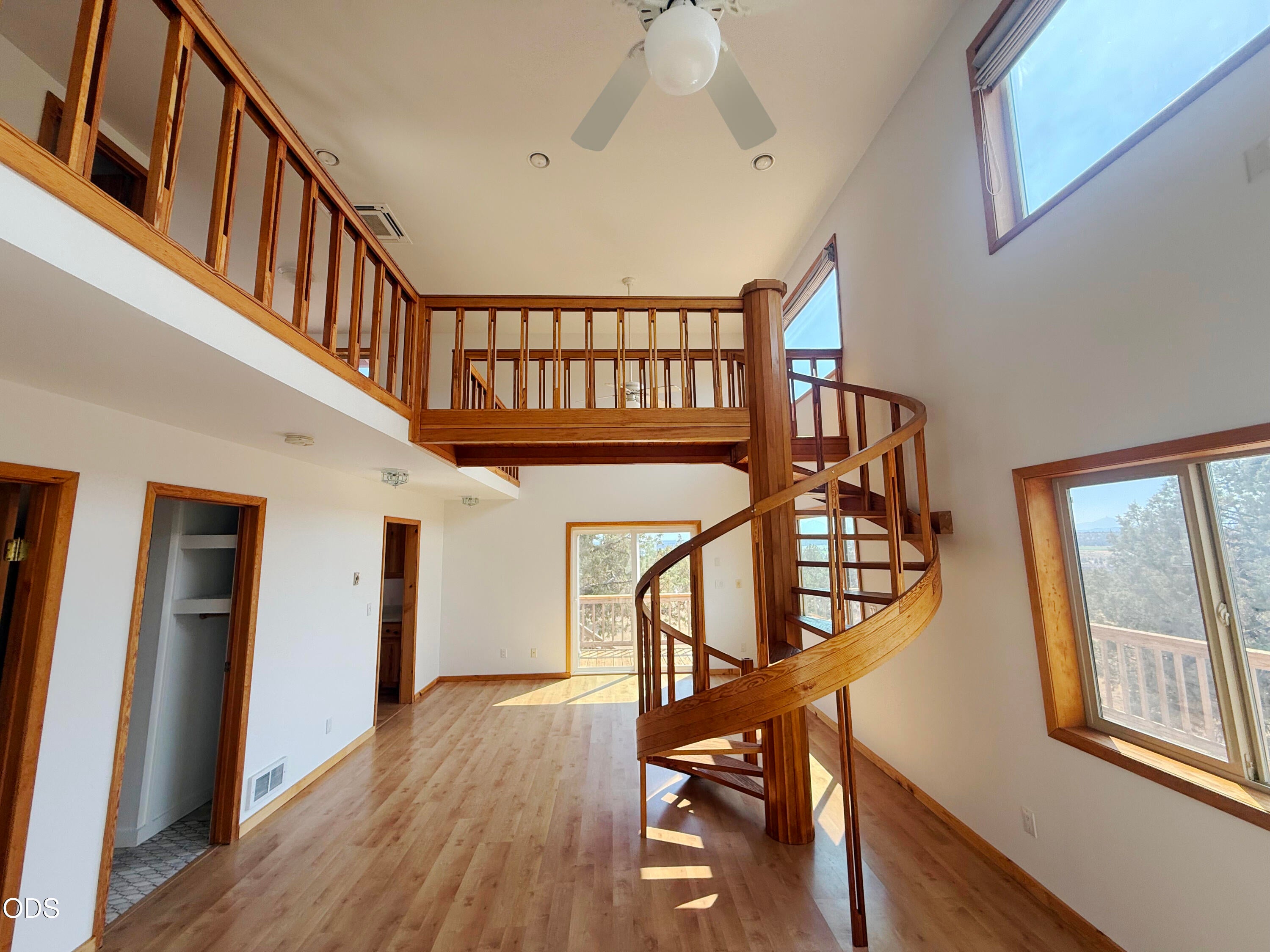 8501 Southwest Shad Road Terrebonne, OR 97760 - Photo 12 of 31 Gallery Image 12