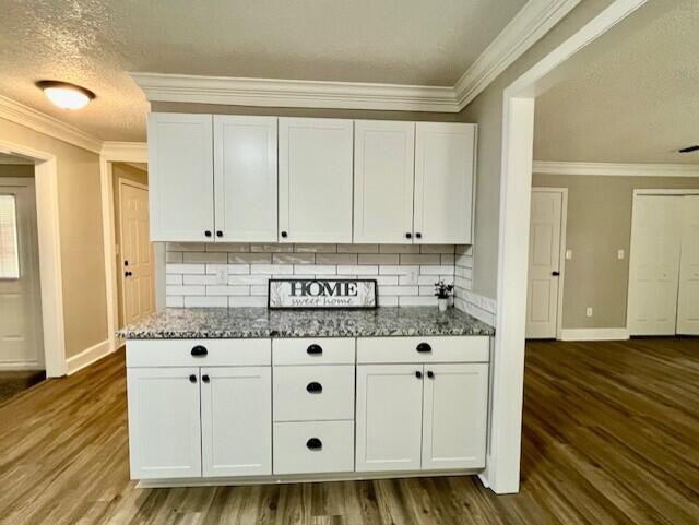 320 Barlow Road Waynesboro, GA 30830 - Photo 8 of 34 New Cabinets, Tile Backsplash and Granite Counters