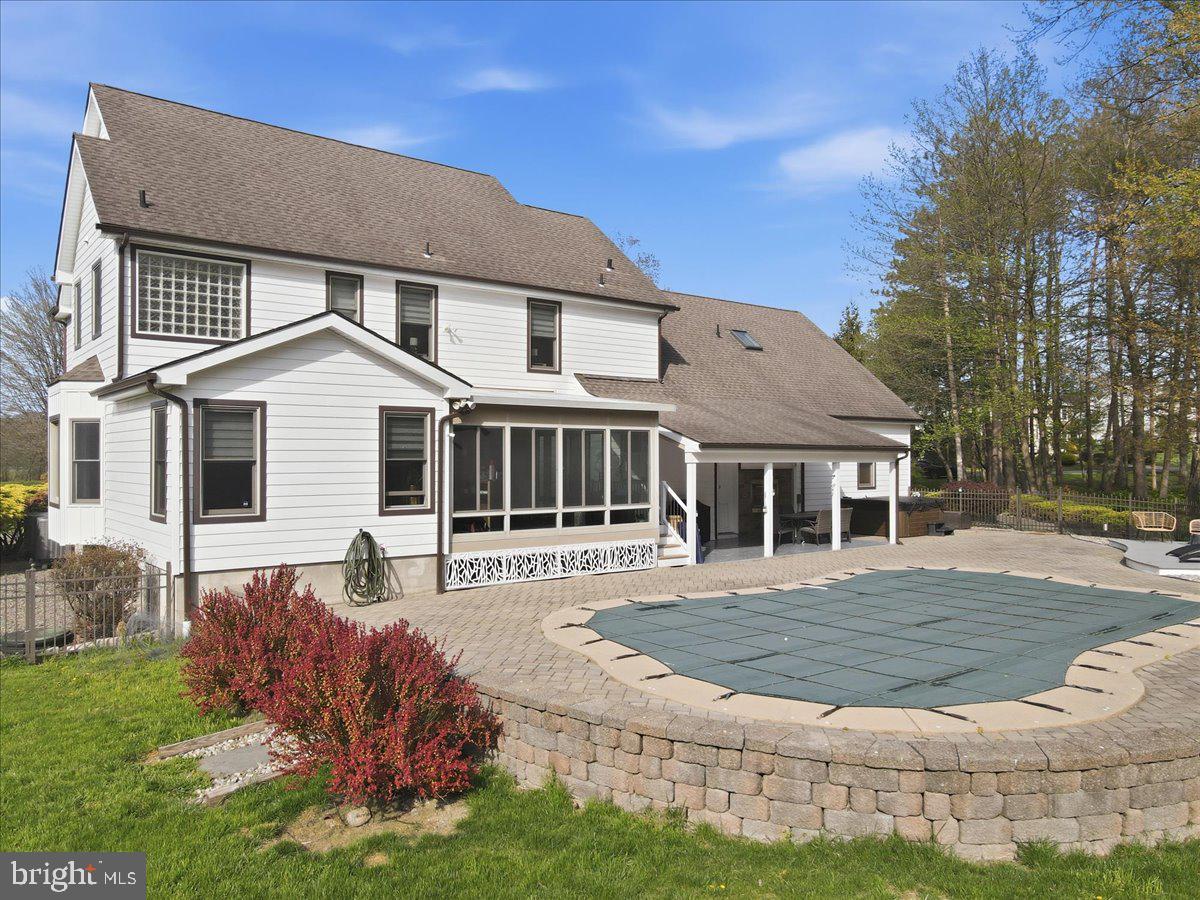 5556 Bridle Road Stroudsburg, PA 18360 - Photo 110 of 126 Back yard