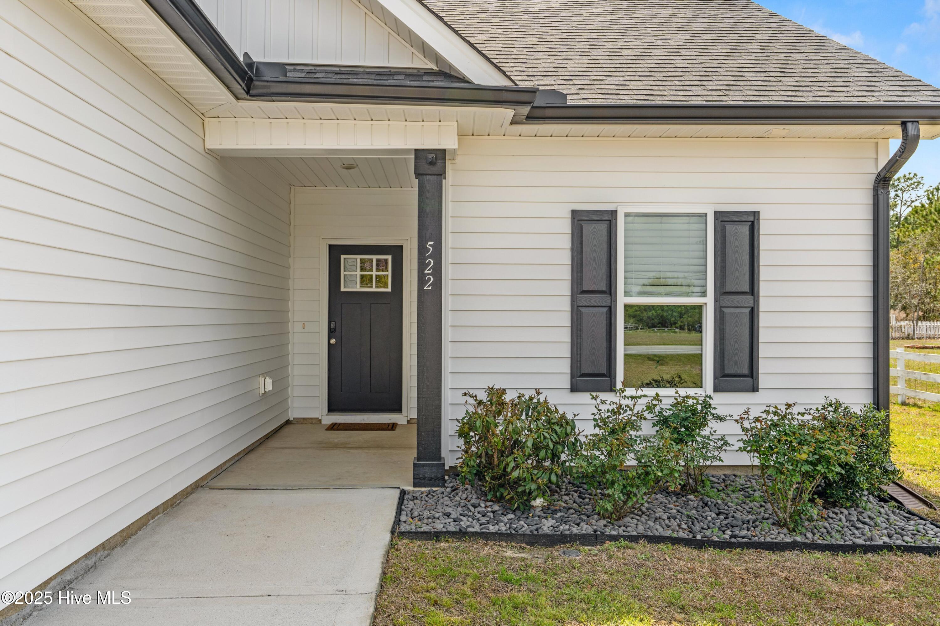 522 Sound Road Holly Ridge, NC 28445 - Photo 4 of 41 037-522SoundRoad-HollyRidge-NC-28445-SMA
