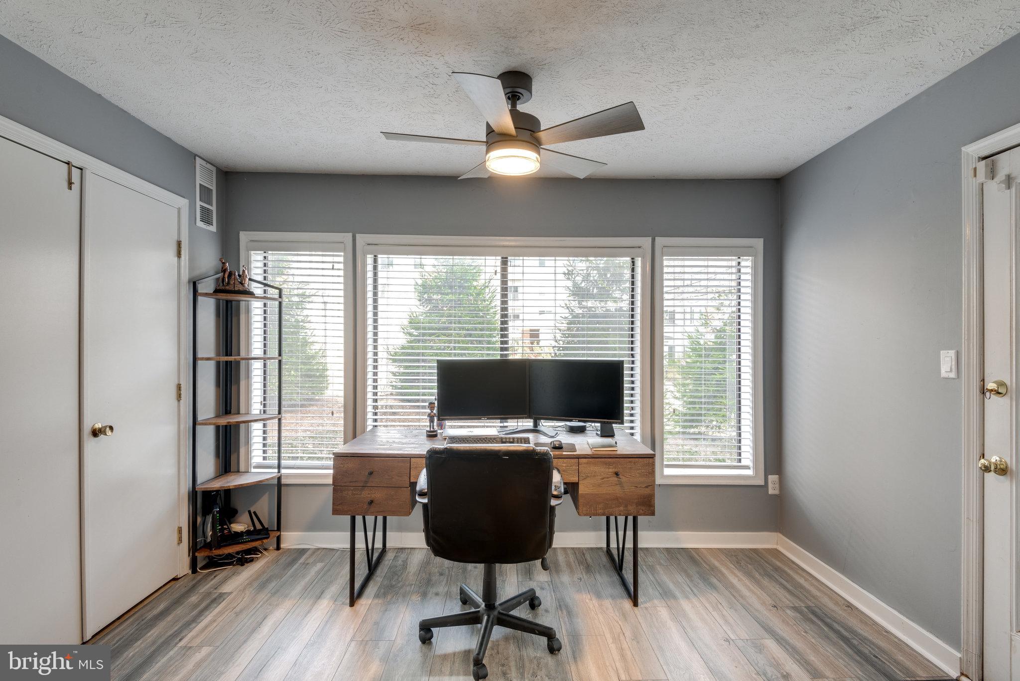 2221 Hunter's Run Drive, Unit 2221 Reston, VA 20191 - Photo 21 of 42 Gallery Image 21