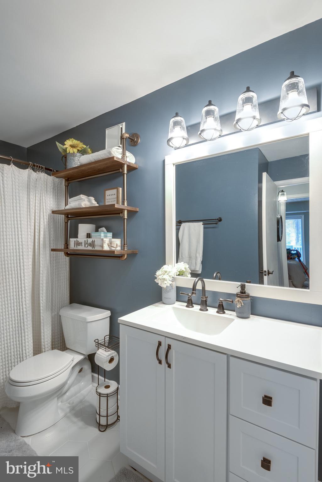 2221 Hunter's Run Drive, Unit 2221 Reston, VA 20191 - Photo 24 of 42 Gallery Image 24