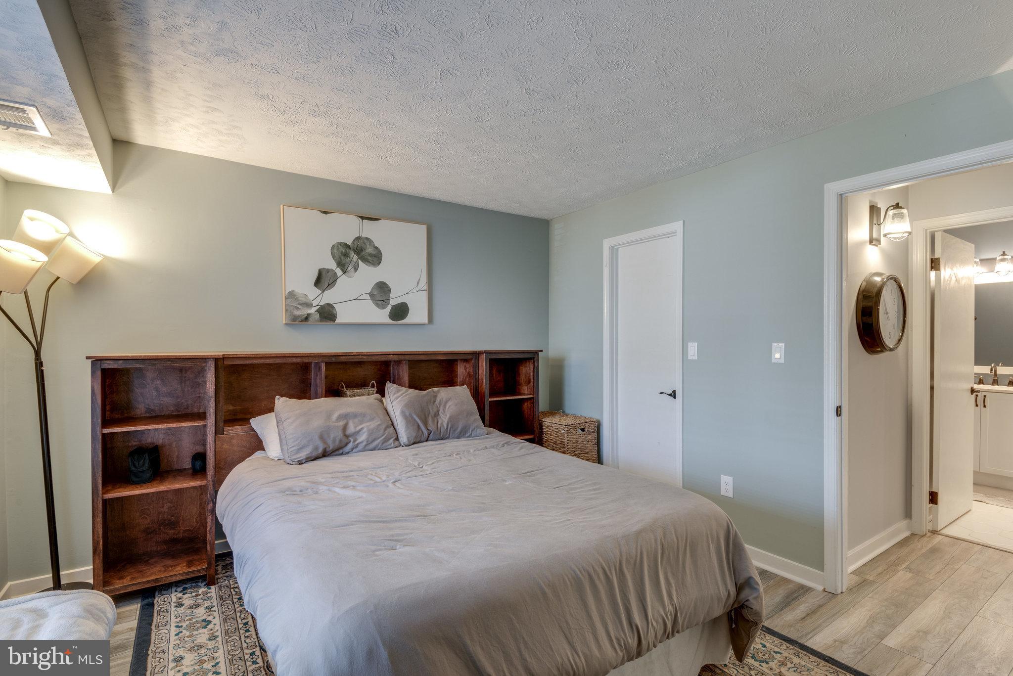 2221 Hunter's Run Drive, Unit 2221 Reston, VA 20191 - Photo 29 of 42 Gallery Image 29