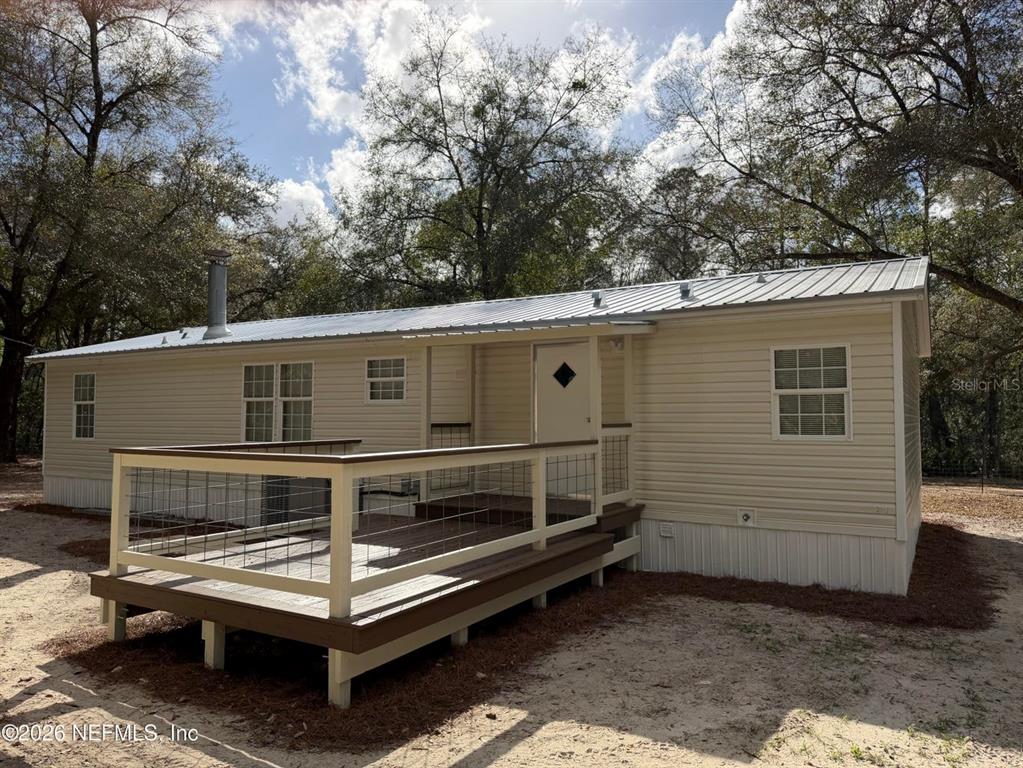 204 Rabbit Track Road Satsuma, FL 32189 - Photo 9 of 40
