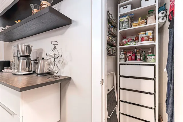 $610,000 | 55 Rhode Island Boulevard, Portsmouth, RI 02871