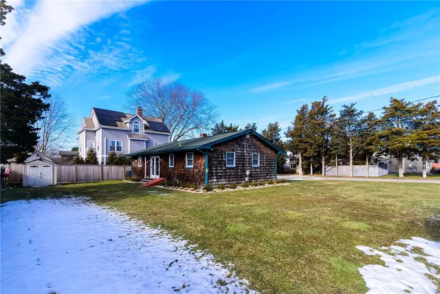 $610,000 | 55 Rhode Island Boulevard, Portsmouth, RI 02871