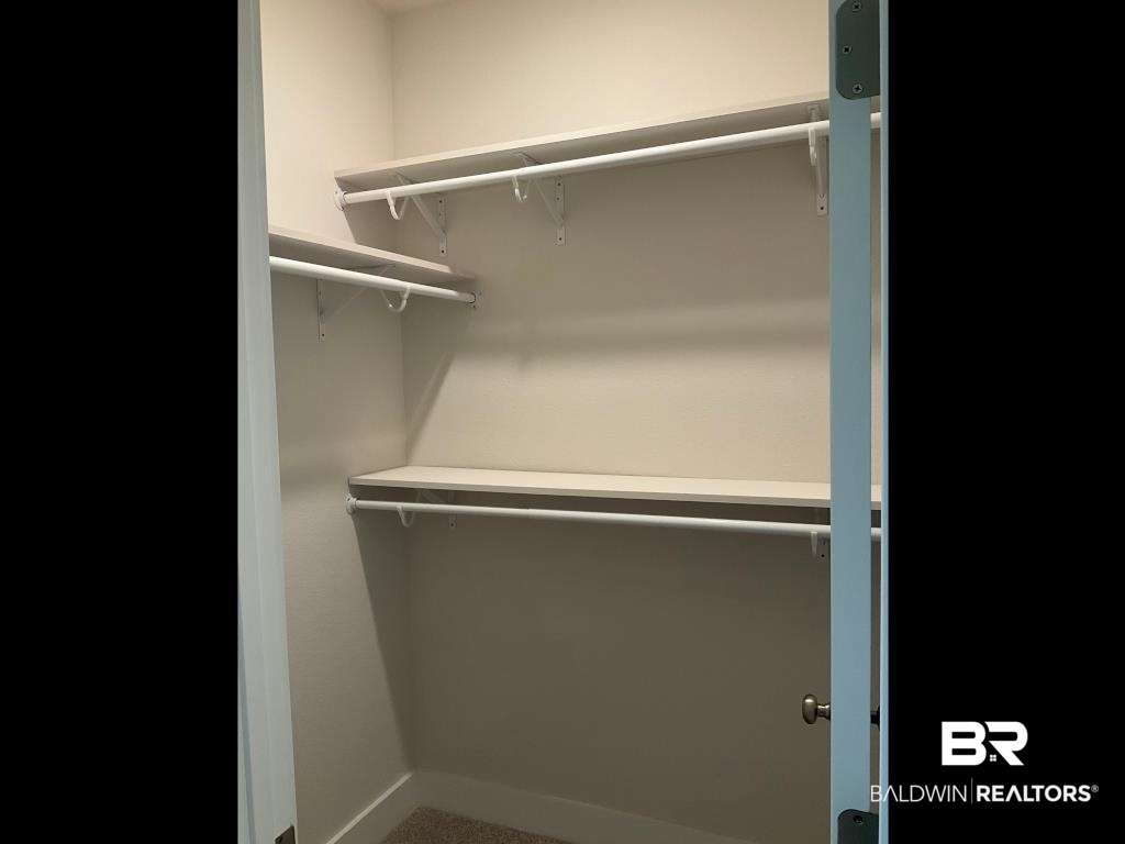 1093 Pheasant Circle Foley, AL 36535 - Photo 16 of 25 View of walk in closet