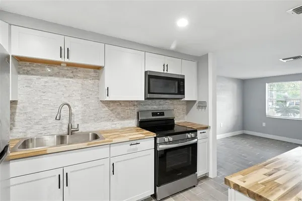 $219,000 | 8035 Gulf Way, Hudson, FL 34667
