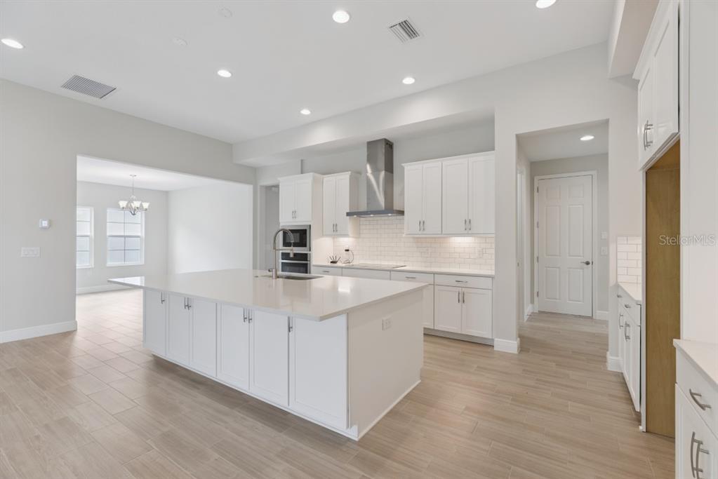 13144 Long Valley Cir Spring Hill Spring Hill, FL 34609 - Photo 14 of 34