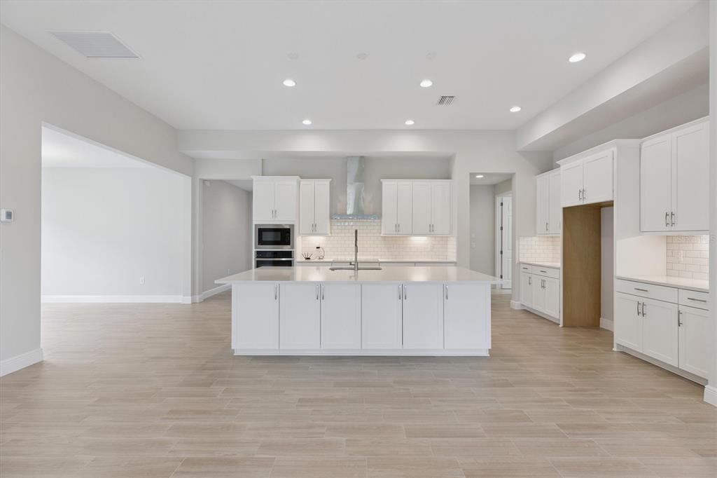 13144 Long Valley Cir Spring Hill Spring Hill, FL 34609 - Photo 15 of 34