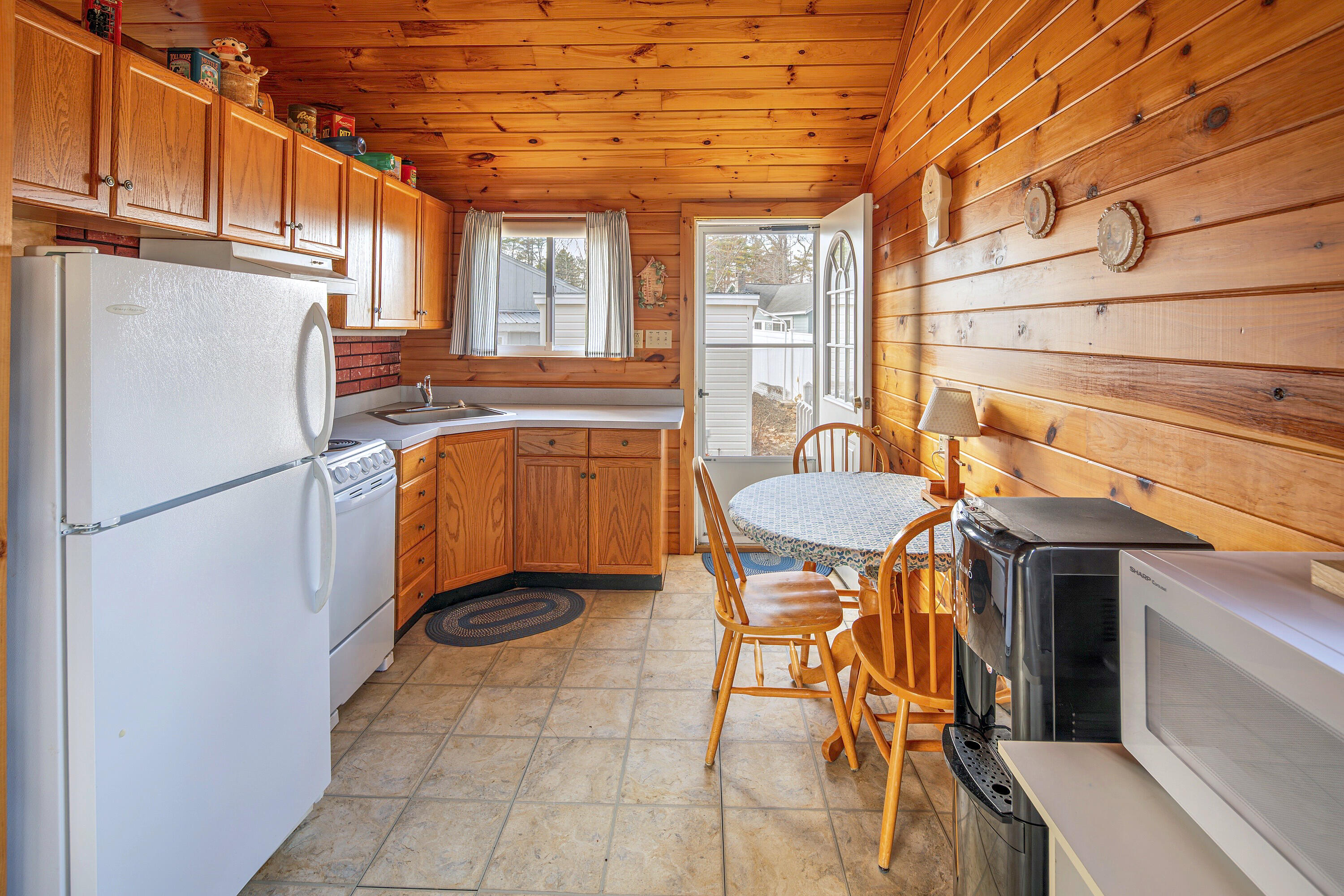 4 Sarah Lane Standish, ME 04084 - Photo 4 of 40 4-sarah-lane-standish-4
