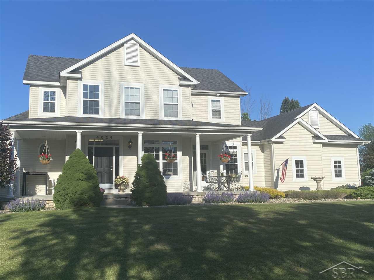 4024 Lone Road Freeland, MI 48623 - Photo 2 of 41