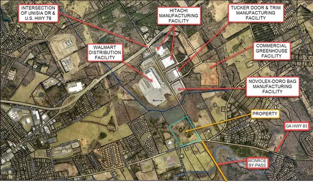 a view of a lake from a yard