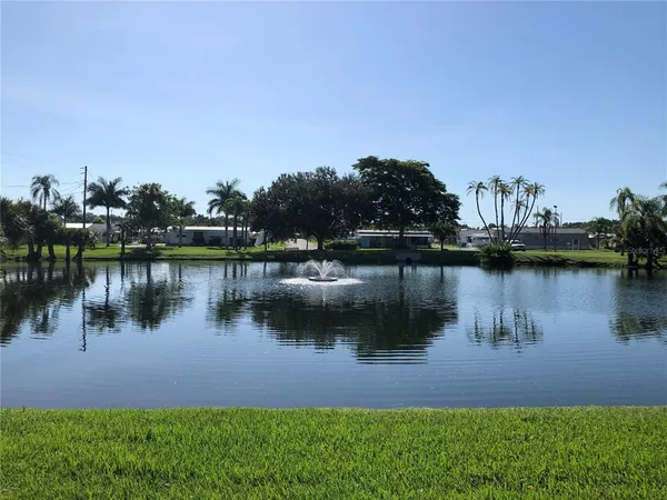 $2,400 | 4903 2nd B Street East, Bradenton, FL 34203