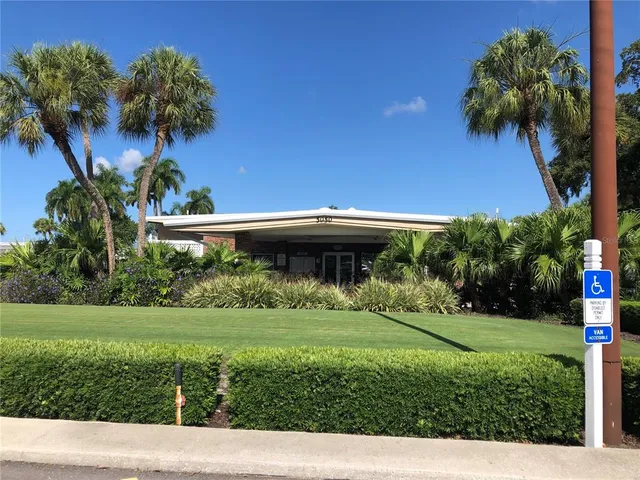 $2,400 | 4903 2nd B Street East, Bradenton, FL 34203