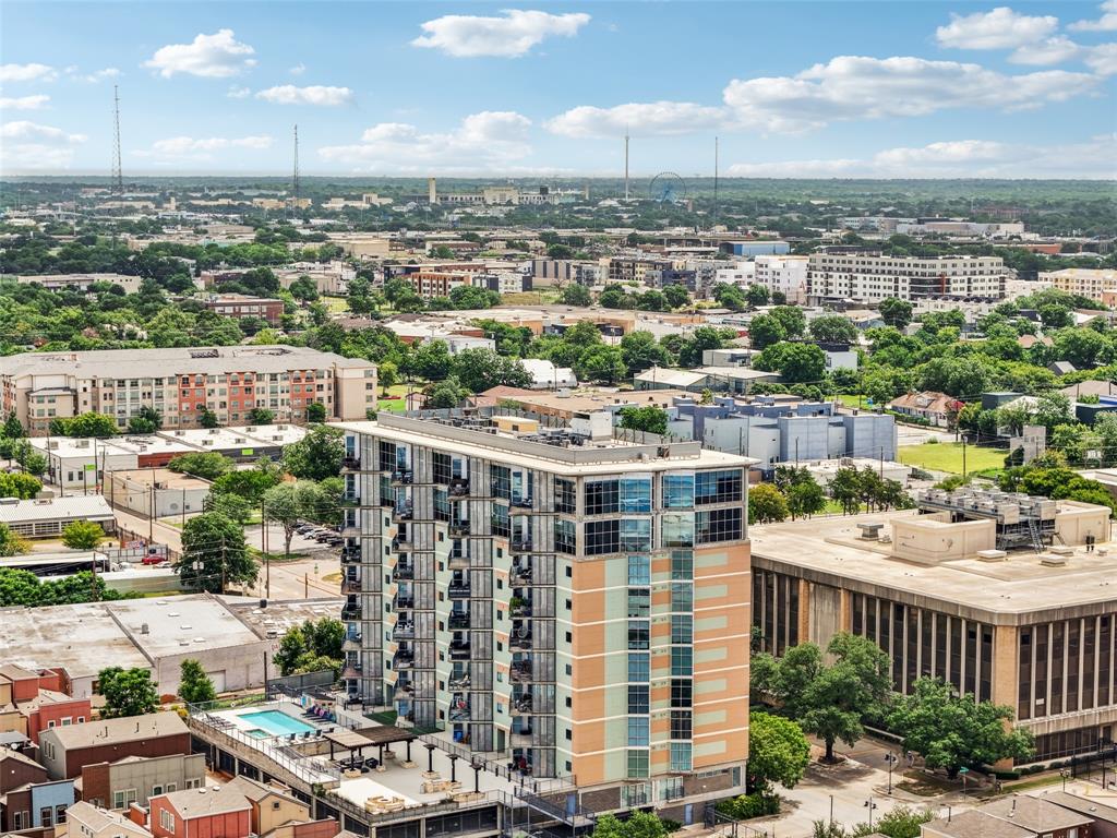 1001 Belleview Street, Unit 708 Dallas, TX 75215 - Photo 35 of 40 a view of a city that has tall buildings