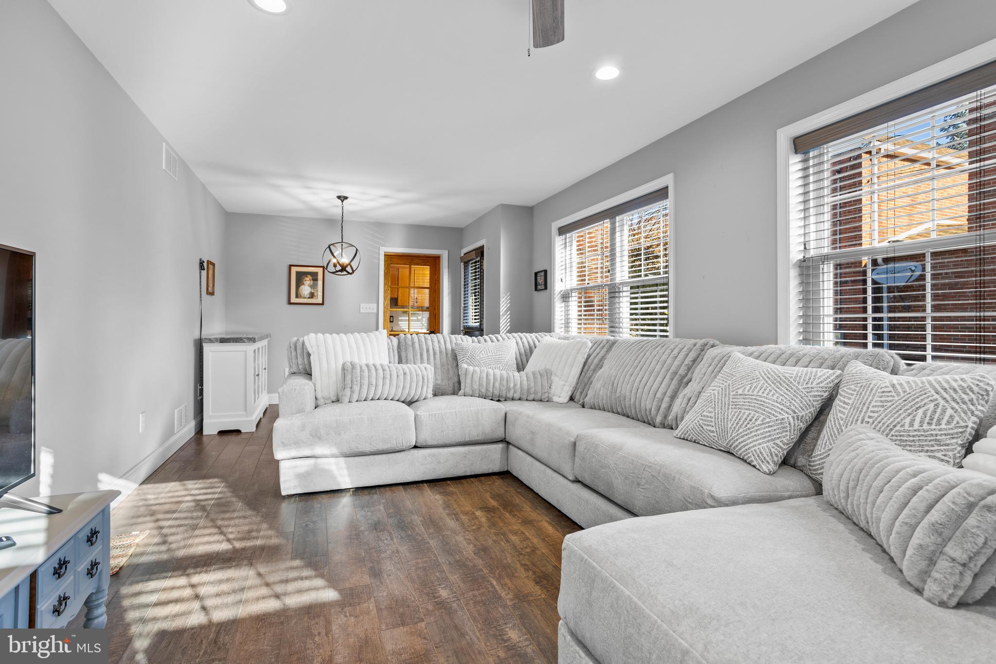610 Hey Lane Springfield, PA 19064 - Photo 27 of 32